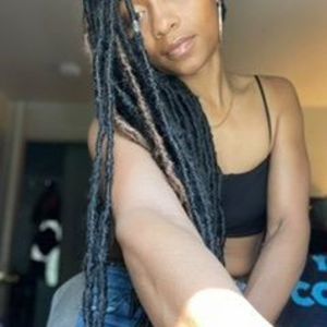 Meet your Posher, Bobbi